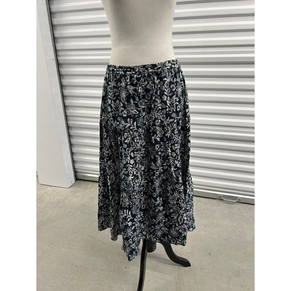 Appleseed's Petites Floral Midi Skirt